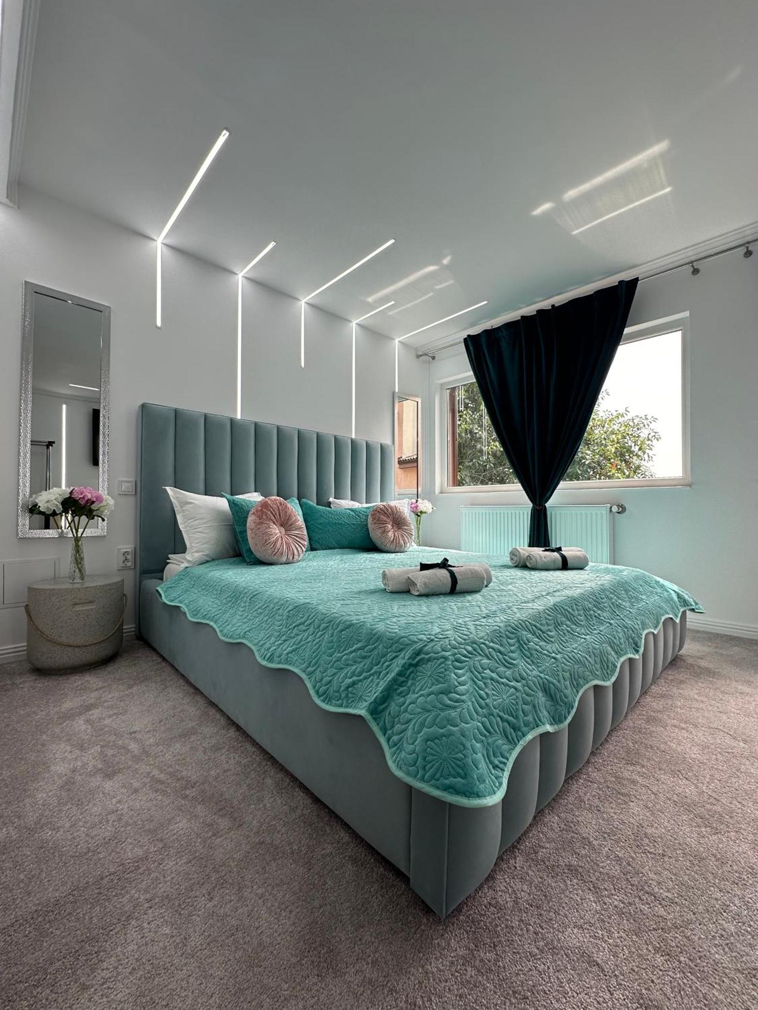Elegant Escape Central Studio Крайова Екстер'єр фото